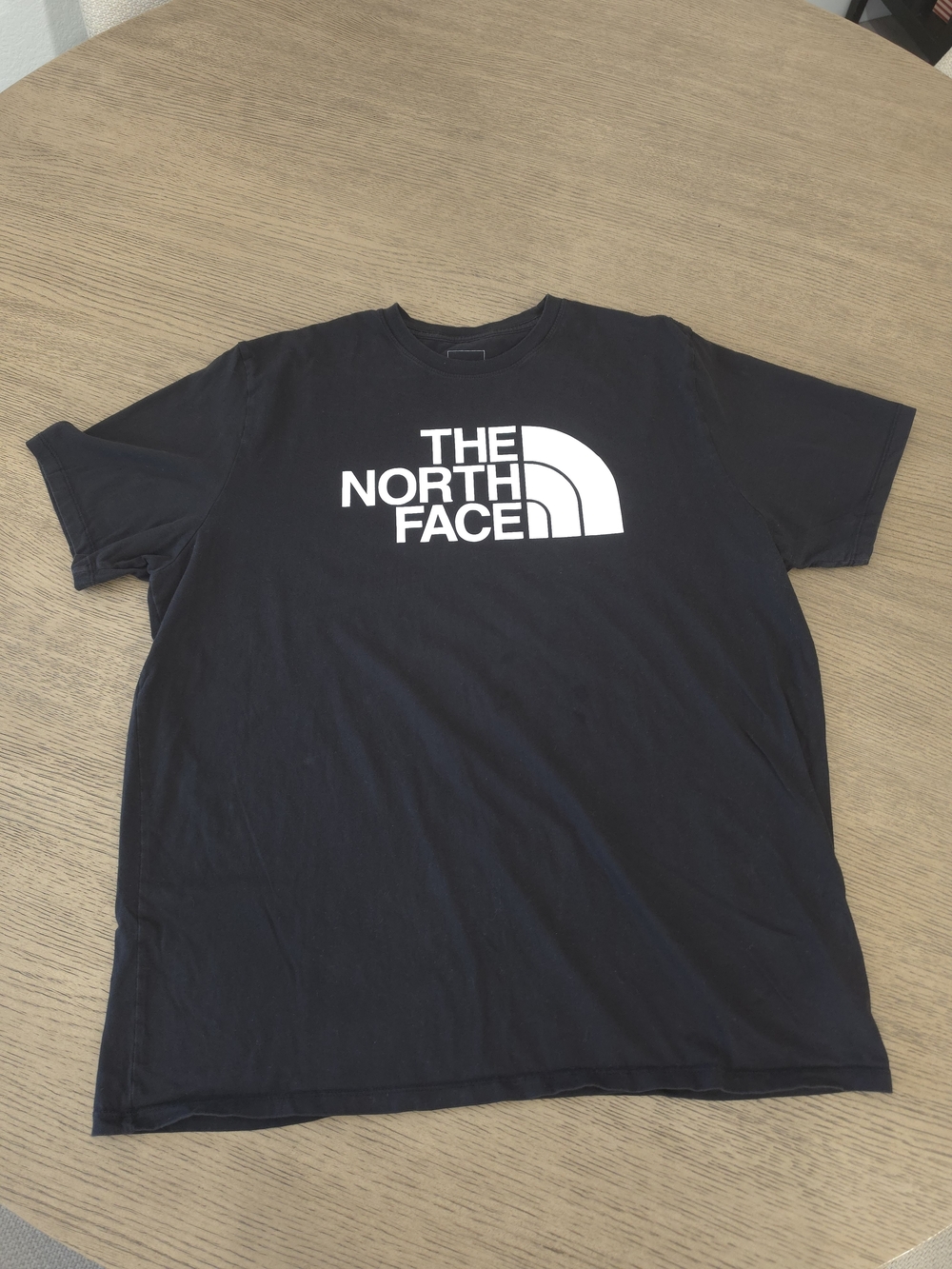The North Face Men's Black Logo T-Shirt